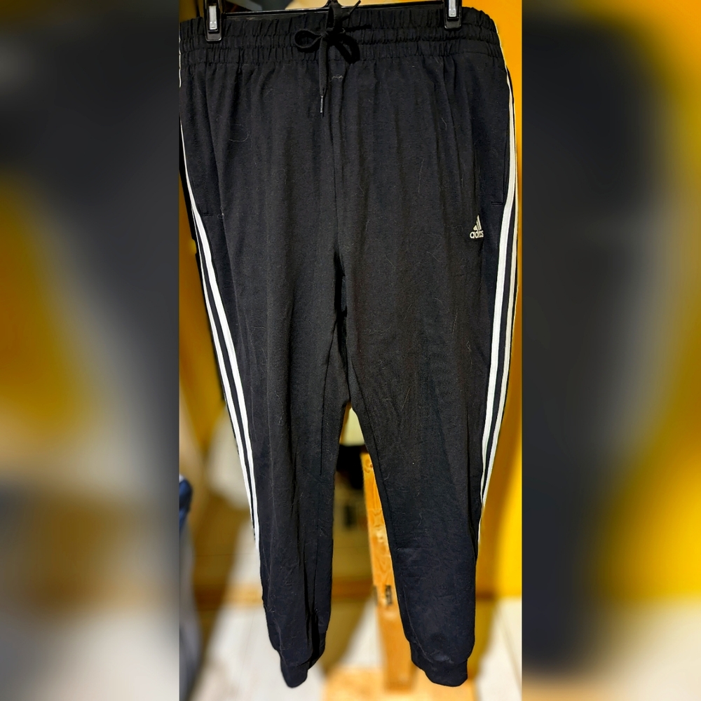 Adidas track pants size XL BNWT